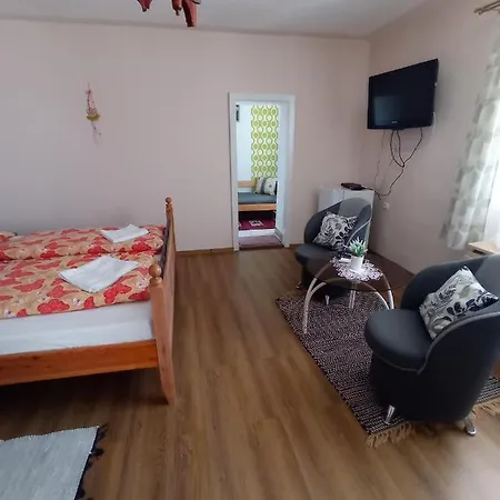 Guest house Szieszta Vendeghaz