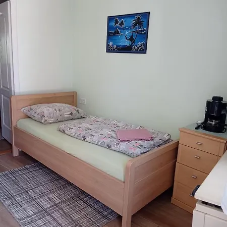 Szieszta Vendeghaz Guest house Sarospatak